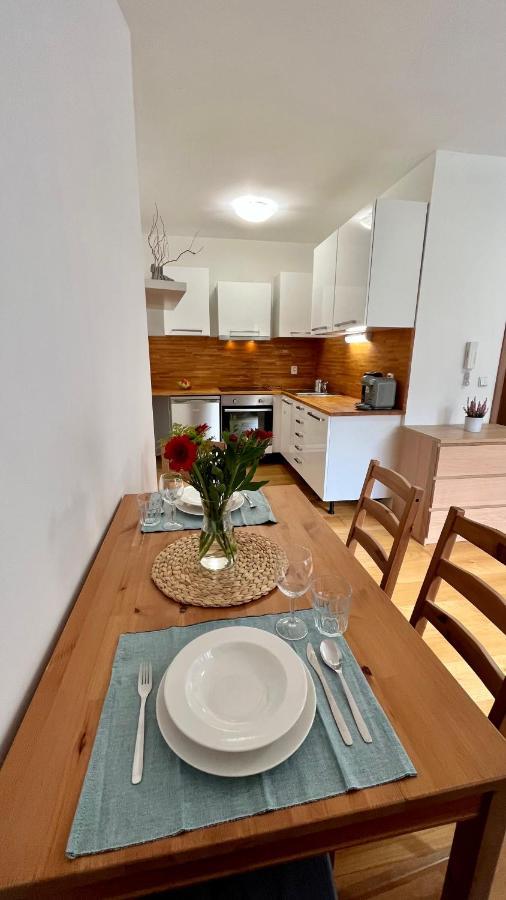 The Apartment Close To The City Center And O2 Arena Prag Exterior foto